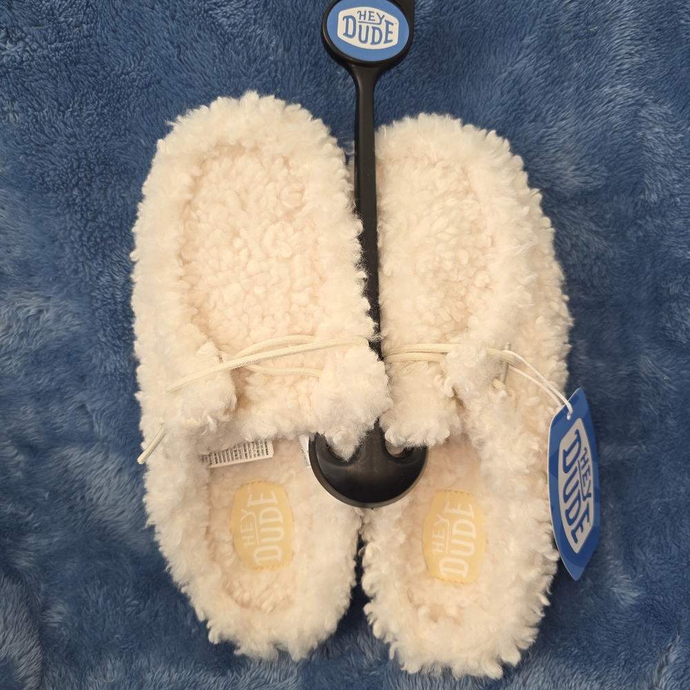 NEW Hey Dude Wendy Slippers Egret